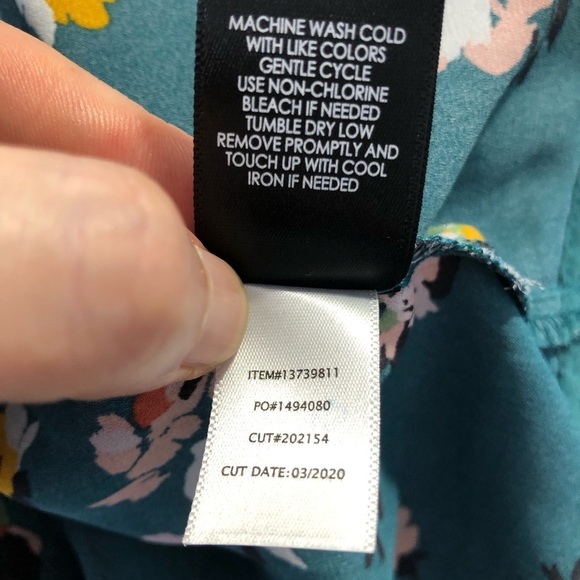 Torrid green camisole size 2 Floral  Teal Frayed - Picture 9 of 9